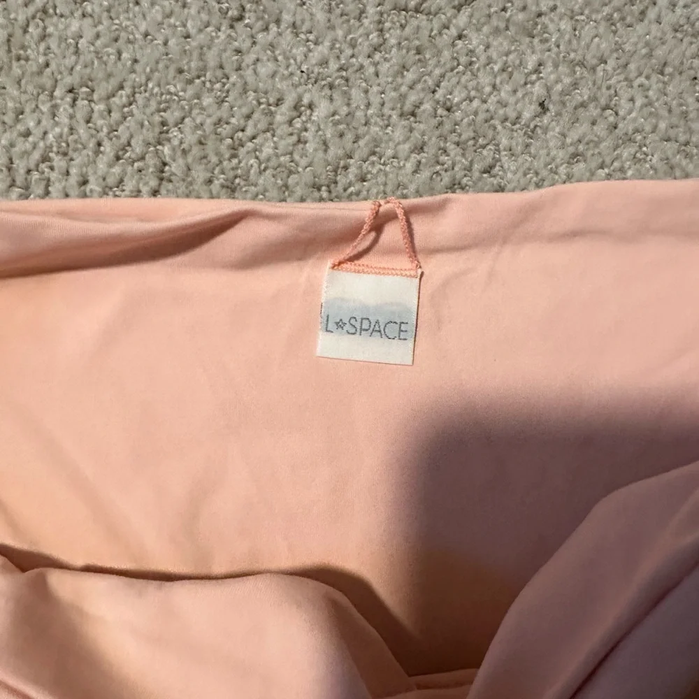 NWOT L*Space hipster bikini bottoms peach small - Picture 3 of 4